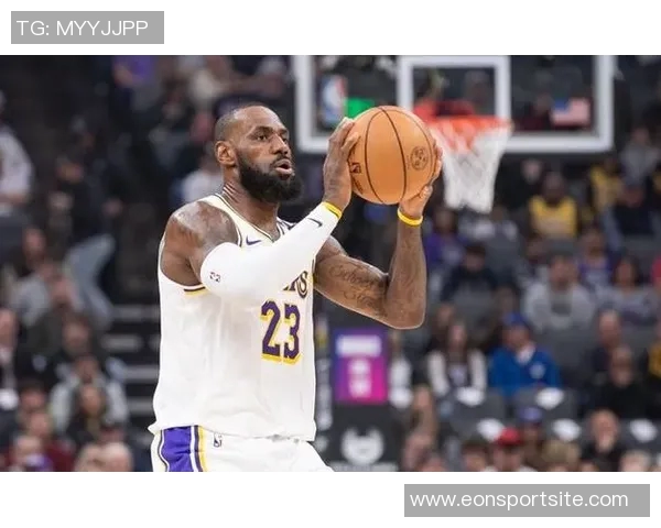 里夫斯称勒布朗即便退役仍是历史最佳球员热爱让他继续征战赛场