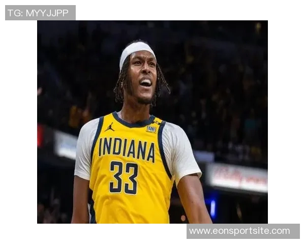 特纳高效发挥仅靠三分球贡献15分7篮板2助攻3抢断展现全面能力